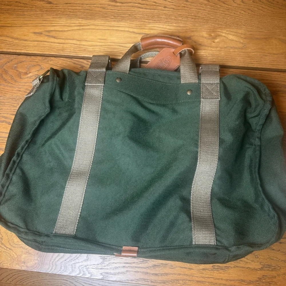 Tumi Green‎ Garment type Vintage Duffel Bag with Brown Accents